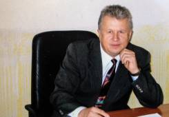 Руководитель АХО. Высшее образование