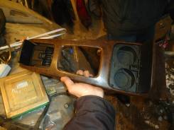 Подлокотник. Mitsubishi Diamante, F31A, F41A