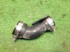 Патрубок интеркулера. Subaru Legacy, BG5, BH5, BE5, BD5 Двигатели: EJ206, EJ208, EJ20H, EJ20R