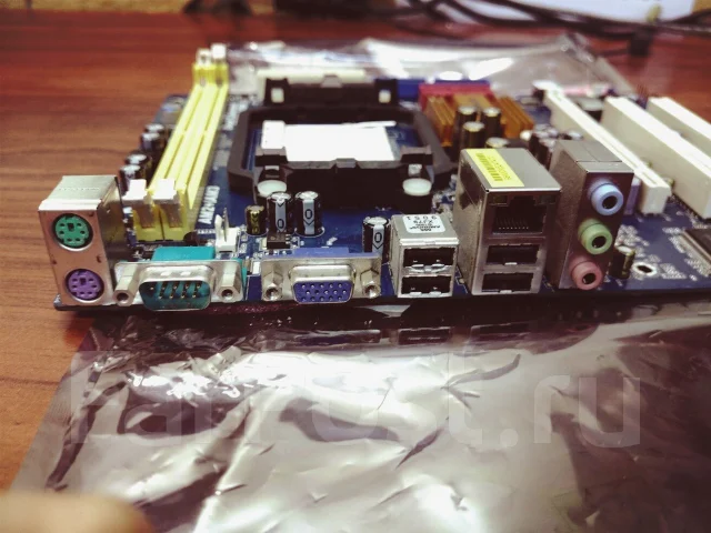 GeForce 7025 ����