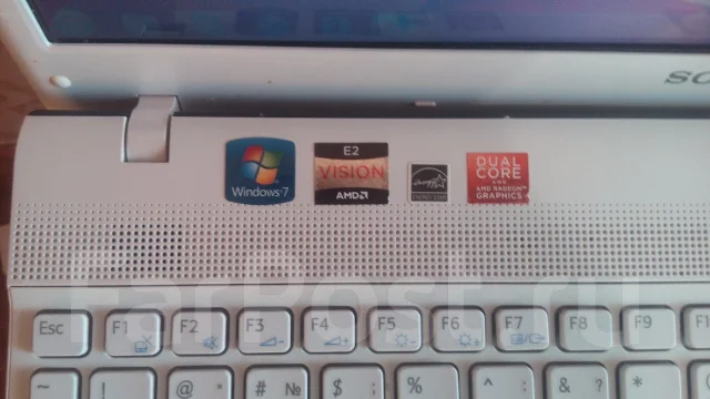 Sony VAIO PCG-71C12V. 15.6", ��� 4 ��, ���� 320���, WiFi: 1, Bluetooth: 1, ����������� �� 4��. ����