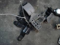 Фиксатор лобового стекла. Nissan Serena, C24, PC24, PNC24, RC24, TC24, TNC24, VC24, VNC24 Двигатели: QR20DE, QR25DE, SR20DE, YD25DDTI2WD, YD25DDTI4WD