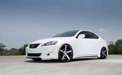 Vossen. 8.0/9.0x18, 5x114.30, ET40/37, ЦО 73,1 мм.