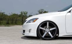 Vossen. 9.0x18, 5x114.30, ET37, ЦО 73,1 мм.