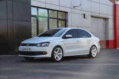Vossen. 8.0x17, 5x100.00, ET30, ЦО 73,1 мм.