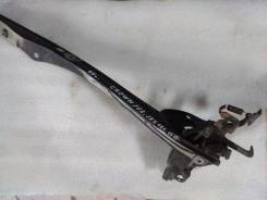 Замок капота. Toyota Crown, JZS171, JZS175W, JZS171W, JZS173W, JZS157, JZS135, JZS179, JZS145, JZS155, JZS133, JZS177, JZS143, JZS153, JZS131, JZS175...