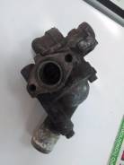 Корпус термостата. Mitsubishi Delica Mitsubishi Challenger Mitsubishi Pajero, V26C, V26W, V46W, V46V, V26WG, V46WG Двигатель 4M40