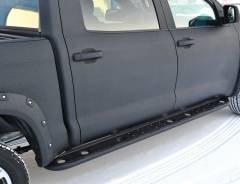 Порог пластиковый. Toyota Tundra