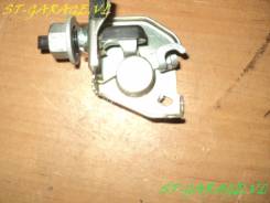 Замок лючка бензобака. Toyota: Celica, Scepter, Camry, Carina ED, Corona Exiv Двигатели: 3SFE, 3SGE, 3SGTE, 4AFE, 5SFE, 3VZFE, 1MZFE, 4SFE, 4SFI
