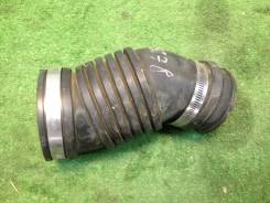 Патрубок воздухозаборника. Subaru Legacy, BD5, BE5, BG5, BH5 Subaru Impreza, GC8, GF8 Двигатели: EJ206, EJ208, EJ20R, EJ205, EJ207, EJ20K, EJ22G