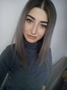 Мастер ногтевого сервиса. Незаконченное высшее образование (студент)