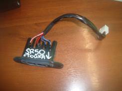 Доводчик двери. Toyota Lite Ace, SR40 Toyota Town Ace, SR40 Toyota Town Ace Noah, SR40, SR50, SR50G, CR50, CR40 Toyota Lite Ace Noah, SR40, CR40, CR50...