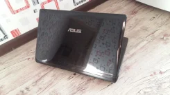 Asus K52JE. 15.6", 2,4����, ��� 6 ��, ���� 320���, WiFi: 1, Bluetooth: 1, ����������� �� 3��. ����