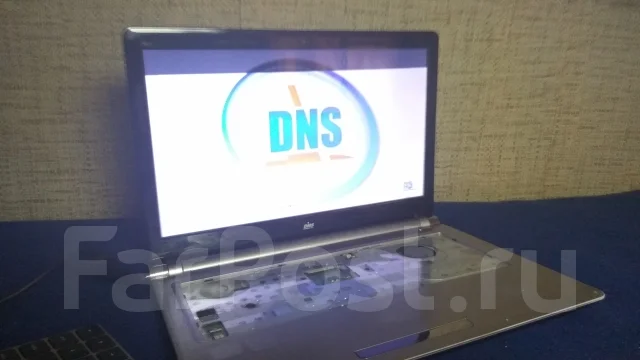 DNS Travel. 14", 1,9����, ��� 8 ��, WiFi: 1, Bluetooth: 1 ����