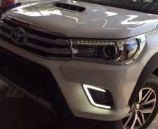 Ходовые огни. Toyota Hilux Toyota Pickup