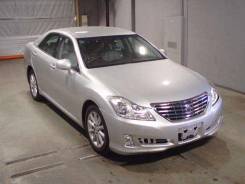 Toyota Crown. GRS200