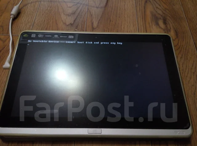 Acer Iconia Tab W700 64Gb ����
