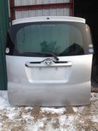 Дверь багажника. Toyota Ractis, SCP100 Двигатель 1NZFE