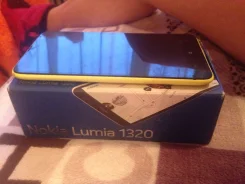 Nokia Lumia 1320. �/�