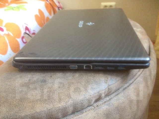 DEXP. 17", 2,4����, ��� 8 ��, ���� 500���, WiFi: 1, Bluetooth: 1, ����������� �� 5��. ����