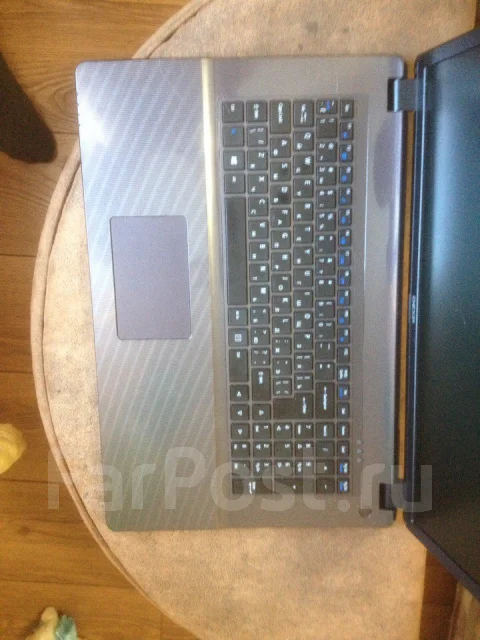 DEXP. 17", 2,4����, ��� 8 ��, ���� 500���, WiFi: 1, Bluetooth: 1, ����������� �� 5��. ����