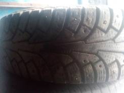 Nokian Hakkapeliitta 5. Зимние, шипованные, износ: 10%, 4 шт