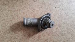 Корпус термостата. Nissan: Teana, Liberty, Wingroad, Bluebird Sylphy, X-Trail, Presage, Serena, Bassara, Primera, Avenir, Murano, AD, Prairie Двигател...