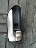 Ручка двери внутренняя. Nissan Elgrand, E51, ME51, MNE51, NE51 Двигатели: VQ25DE, VQ35DE