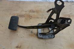 Педаль тормоза. Toyota Corona, ST215, CT210, ST210, ST195, AT190, ST191, ST190, AT211, AT210, CT190 Toyota Caldina, CT197, CT196, CT190, ET196, ST190...