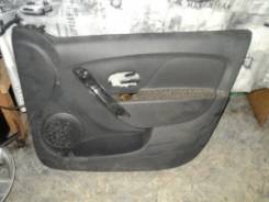 Обшивка двери. Renault Sandero
