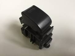 Кнопка стеклоподъемника. Toyota: Corolla, Hilux Surf, Cynos, Cresta, Corolla II, Hilux, Land Cruiser Prado, Lite Ace, Hiace, T.U.V, Chaser, Tercel, Co...