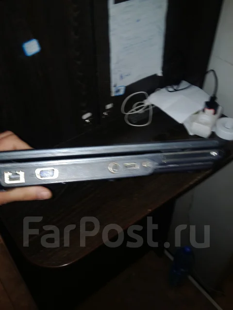 Acer Extensa. 8.4", 1 550����, ��� 2048 ��, ���� 3���, WiFi: 1, Bluetooth: 1, ����������� �� 1��. ����