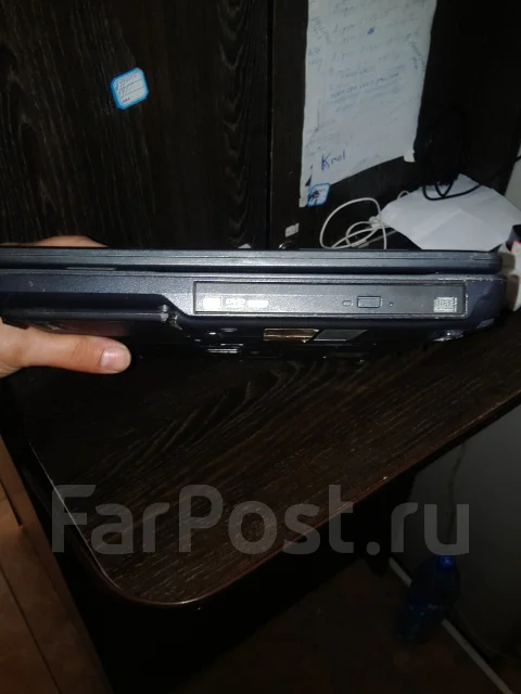 Acer Extensa. 8.4", 1 550����, ��� 2048 ��, ���� 3���, WiFi: 1, Bluetooth: 1, ����������� �� 1��. ����