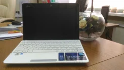 Asus Eee PC 1015BX. 10.1", 200,0����, ��� 2048 ��, ���� 320���, WiFi, ����������� �� 9��. ����