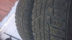 Kumho. Зимние, шипованные, износ: 30%, 2 шт