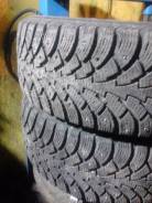 Nokian Nordman 4. Зимние, шипованные, износ: 20%, 2 шт
