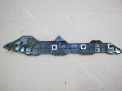 Крепление бампера. Toyota Corolla, CE140, ZRE142, ZRE151, ZRE152, NDE150, ZZE150, ZZE141, ZZE142, ADE150, NZE141 Двигатели: 1ZRFE, 2ZRFE, 1NDTV, 1ADFT...