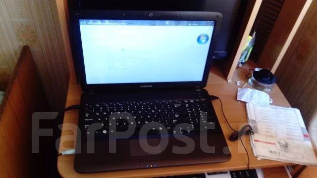 Samsung R540. ���� 80���, WiFi: 1, Bluetooth: 1, ����������� �� 1��. ����