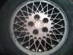 4 Racing. 6.0x15, 5x114.30, ET45, ЦО 60,0 мм.