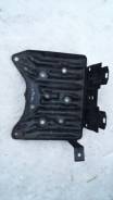 Кронштейн под аккумулятор. Nissan Teana, J31, TNJ31, PJ31 Двигатели: QR25DE, VQ35DE, VQ23DE, QR20DE