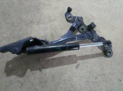 Крепление крышки багажника. Nissan Primera, HNP10, HP10, P10, P10E Двигатели: SR18DE, SR18DI, SR20DE