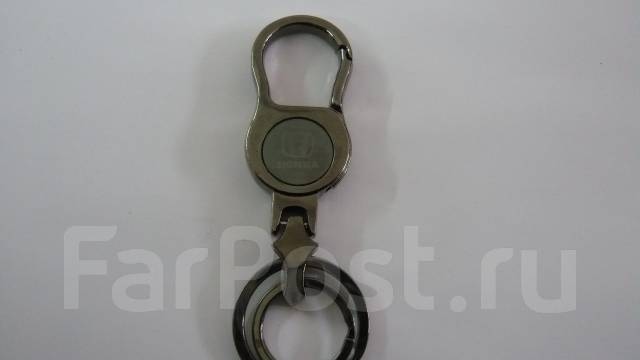 Брелок чёрный метал карабин Honda - Экипировка и атрибутика в Севастополе