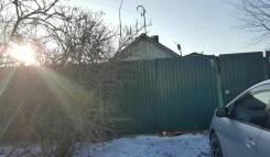 Не дорогой дом с услугами. Улица Невская 37, р-н Угловое, площадь дома 27 кв. м., централизованный водопровод, электричество 12 кВт, отопление твердот...