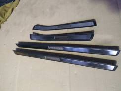 Порог пластиковый. Toyota Crown, JKS175, UZS173, UZS171, GS171, JZS171, UZS175, JZS179, JZS177, JZS175, JZS173 Toyota Crown Majesta, JZS179, UZS175, U...