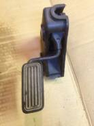 Педаль акселератора. Toyota Hiace, LH102, LH112, LH104, LH114, RZH103, RZH125, RZH115, LH162, LH184, RZH113, LH172, LH105, LH113, LH115, LH103, LH125...