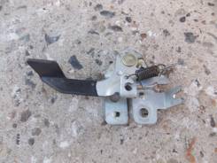 Ручка открывания бензобака. Toyota Lite Ace, CR31 Toyota Town Ace, CR31