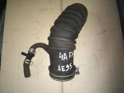 Патрубок воздухозаборника. Toyota Sprinter Carib, AE95, AE95G Двигатель 4AFHE