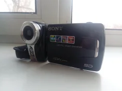 Sony. 15 - 19.9 ��