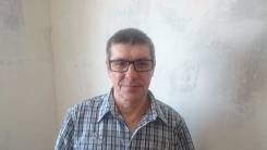 Водитель грузового автомобиля. Среднее образование, опыт работы 17 лет