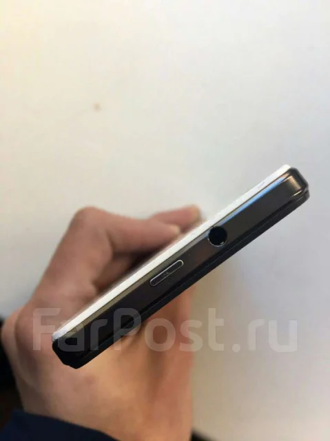 Highscreen ICE 2. �/� ����